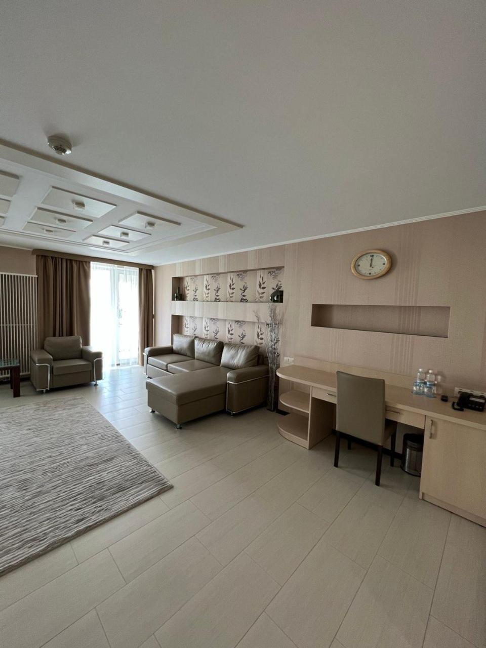 Grand-Marine Hotel&SPA Burlach'ya Balka Exterior foto