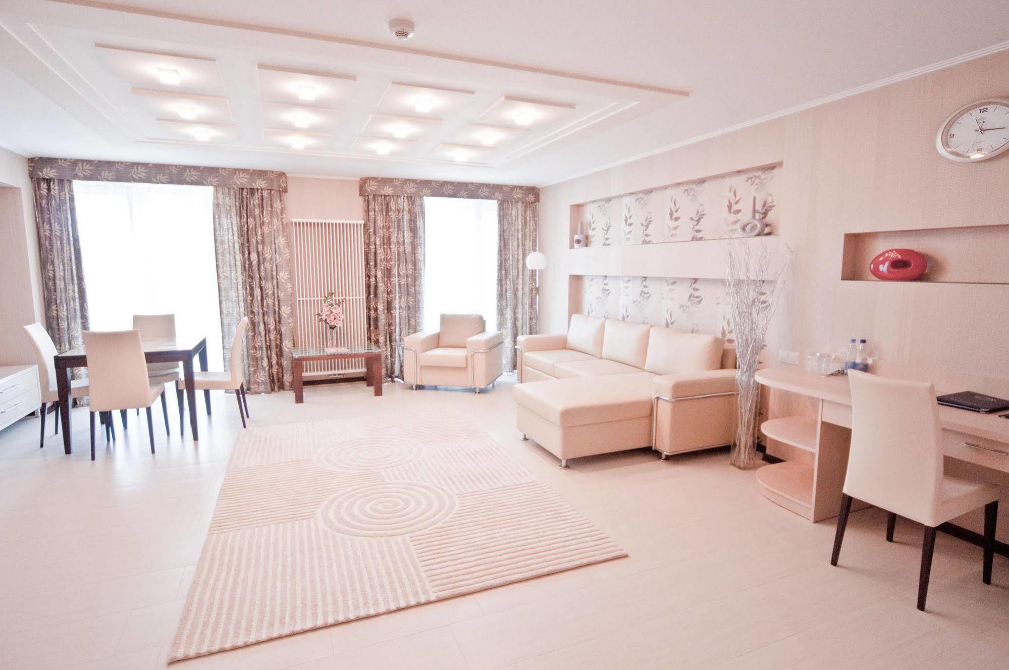Grand-Marine Hotel&SPA Burlach'ya Balka Exterior foto