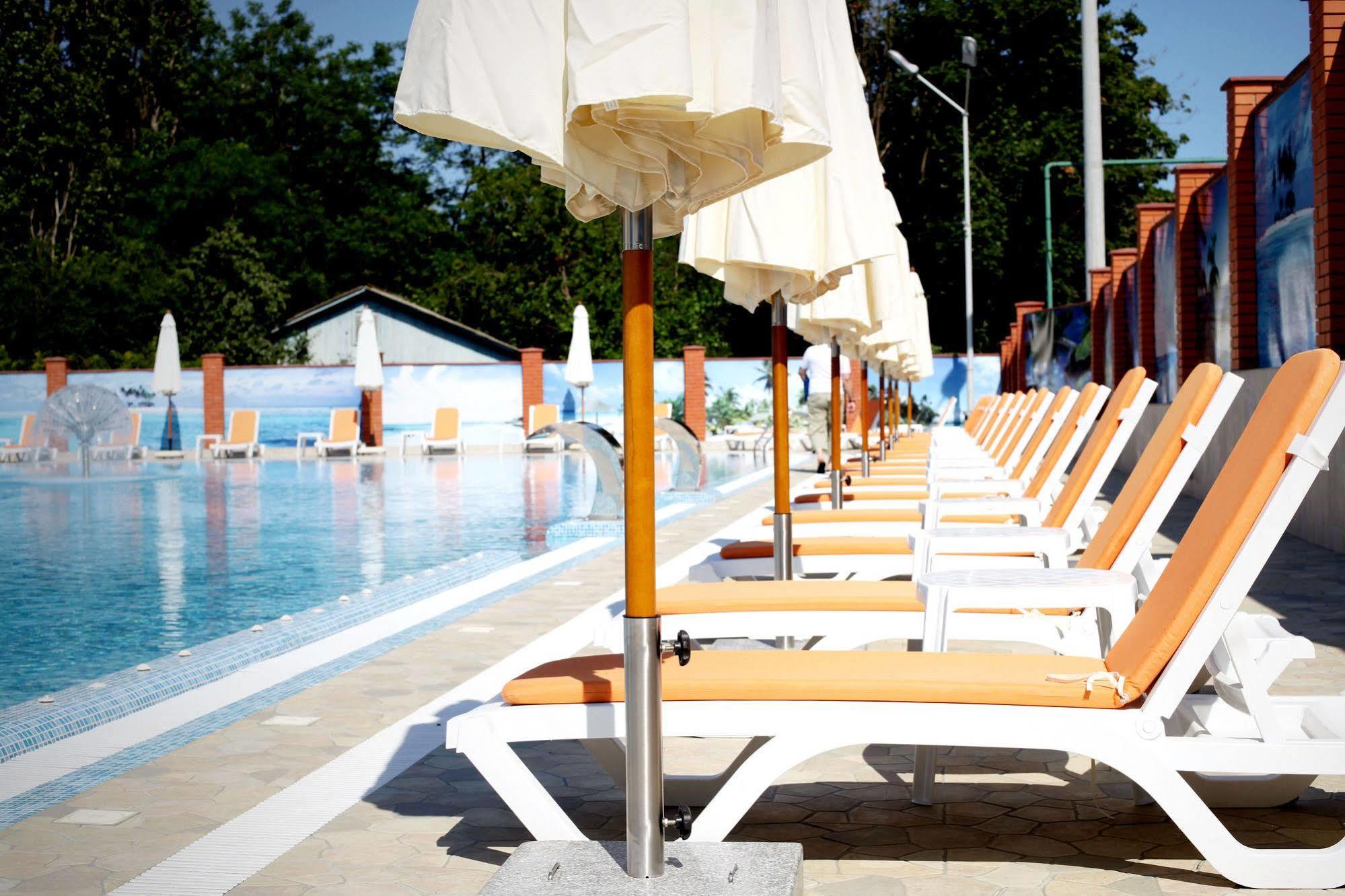 Grand-Marine Hotel&SPA Burlach'ya Balka Exterior foto